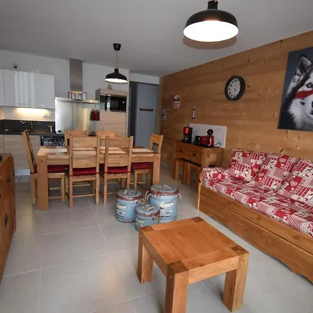 Holiday home Vaujanylocations - Domaine Du Patre *